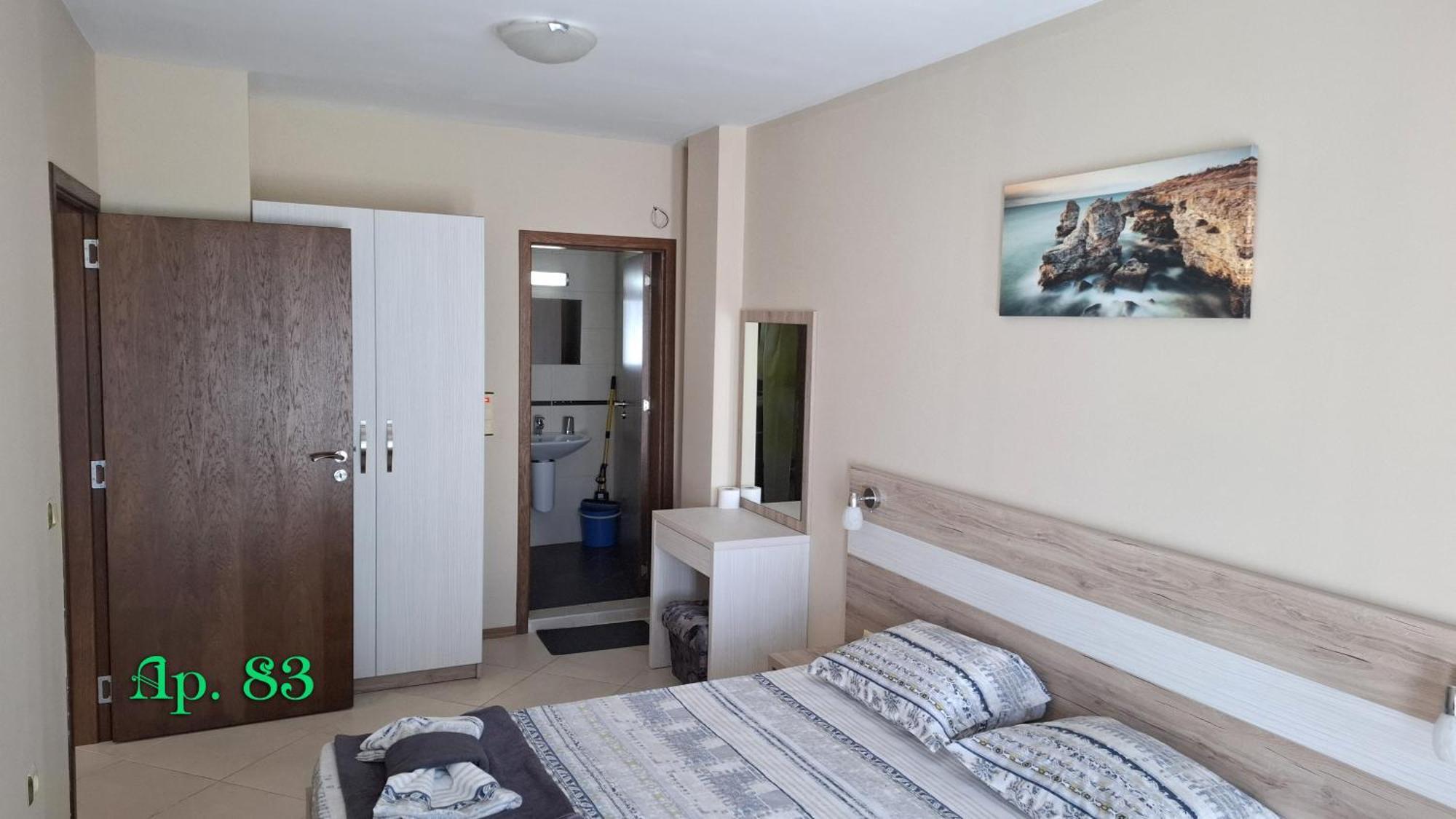 Byala Vista Loreta Apartments Extérieur photo