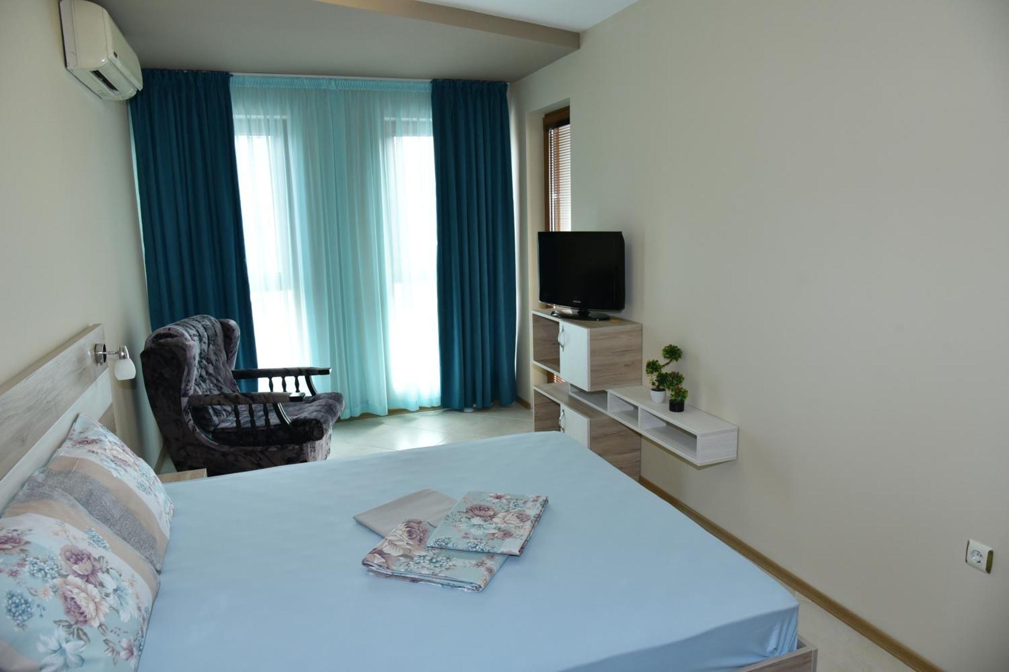 Byala Vista Loreta Apartments Extérieur photo